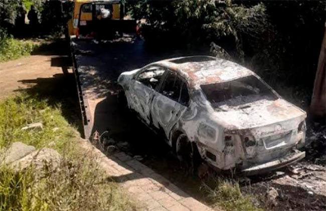 Tras riña se registra intento de linchamiento e incendio de auto en Teotlalcingo