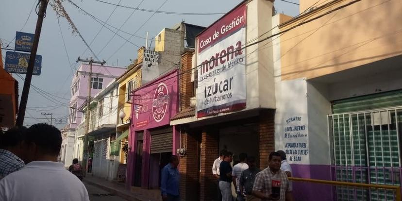 Inauguran oficina regional de Morena en Izúcar