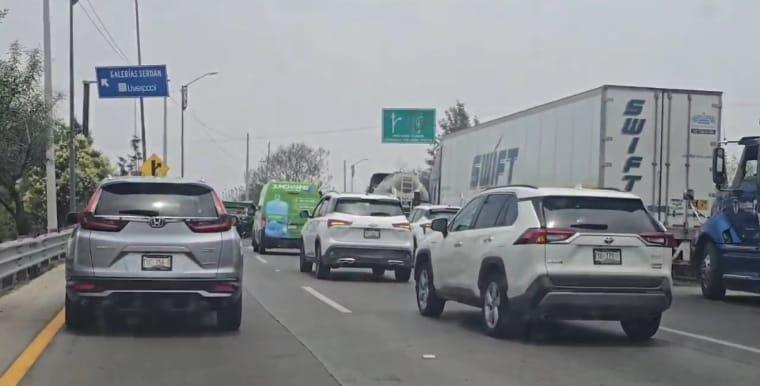 VIDEO Por kilómetros se extiende el tráfico en el Periférico Ecológico