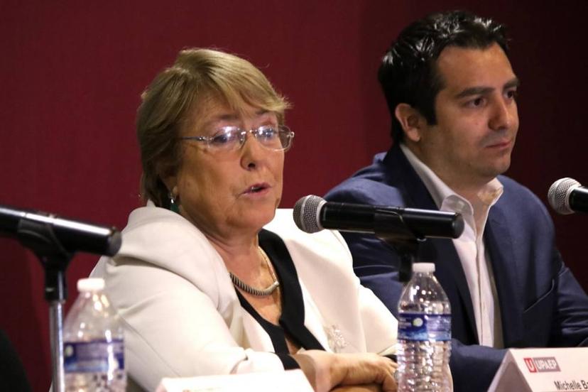 Elección presidencial de México, ejemplar: Bachelet