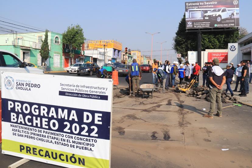 Arranca gobierno de SPCH programa de bacheo en la cabecera municipal