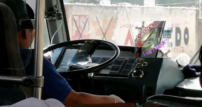 Captan a niño de 12 años conduciendo en la ruta 100 Puebla-Amozoc