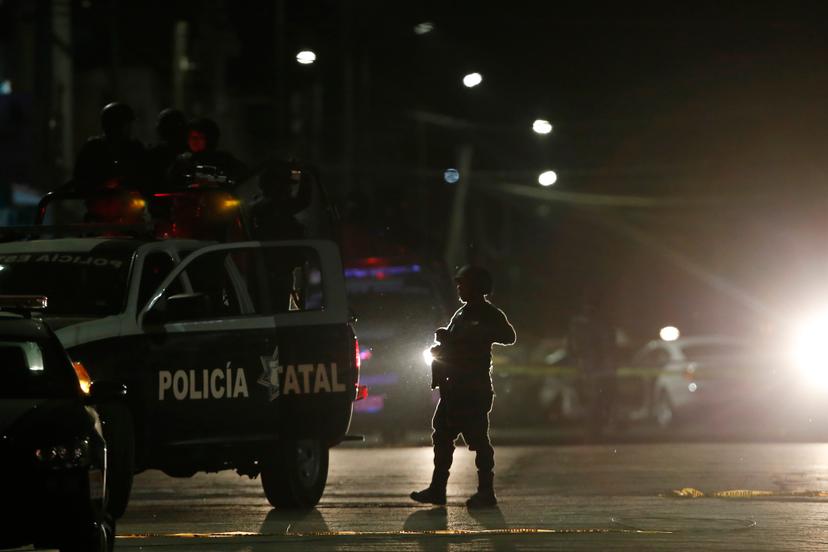 Iban tras El Negro, narcomenudista ligado a El Cachetes