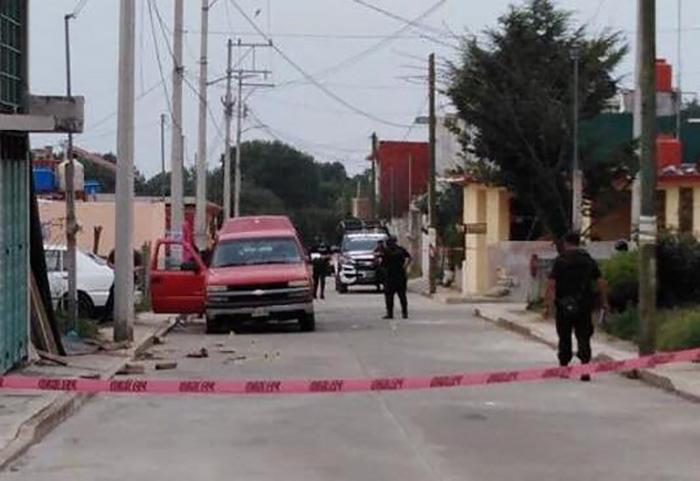 Discusión en bar termina con balacera a domicilio en Tételes 