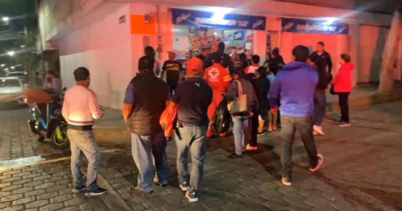 Balean a propietario de una tienda de abarrotes en la colonia La Purísima en Tehuacán