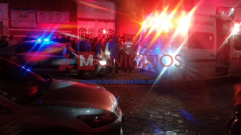 Balean a hombre en pleno centro de Tepeaca