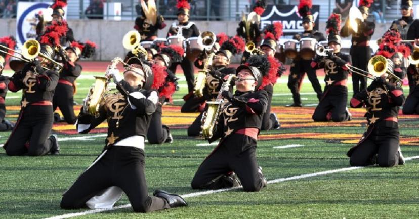 Banda del CENHCH nuevamente participan en Desfile de las Rosas