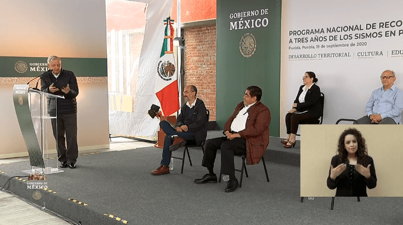 Celebra AMLO que Barbosa esté bien de salud y lúcido