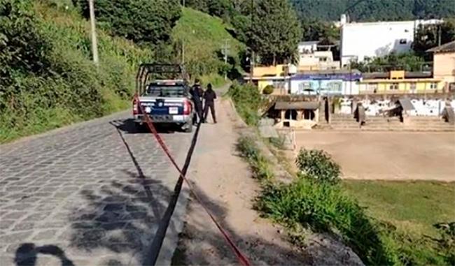 Avientan cadáver de un hombre al fondo de barranca en Chignautla