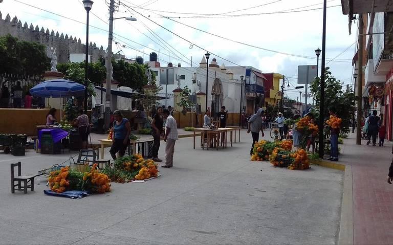 Comerciantes, aún sin acuerdos con el municipio para venta de Todos Santos en Izúcar