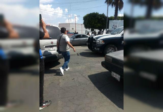 VIDEO: Huachicoleros enfrentan a policías en Texmelucan