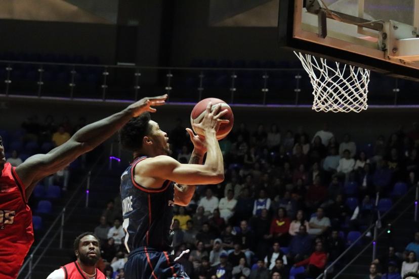 Lobos Plateados repite la dosis a los Halcones Rojos