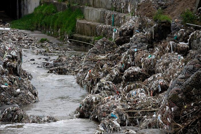 Retiran 120 toneladas de basura a orillas de ríos y en barrancas en Puebla