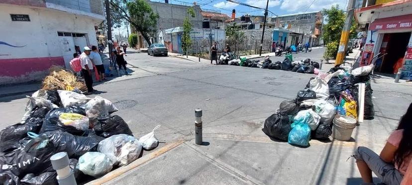 Crecen bloqueos en Tehuacán por falta de recolección de basura