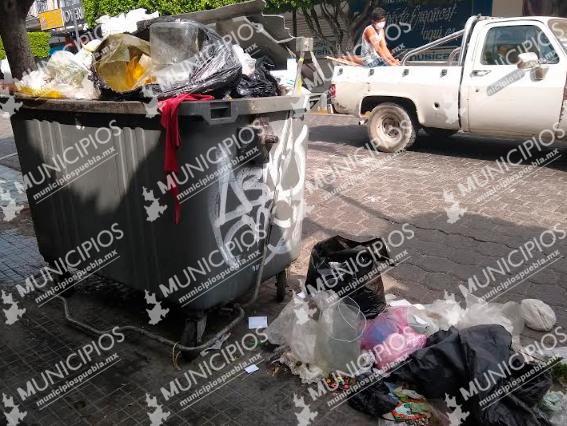 Toma de relleno Sanitario en Tehuacán deja 150 toneladas en las calles