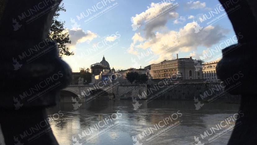 VIDEO Italianos cantan desde sus balcones Bella Ciao