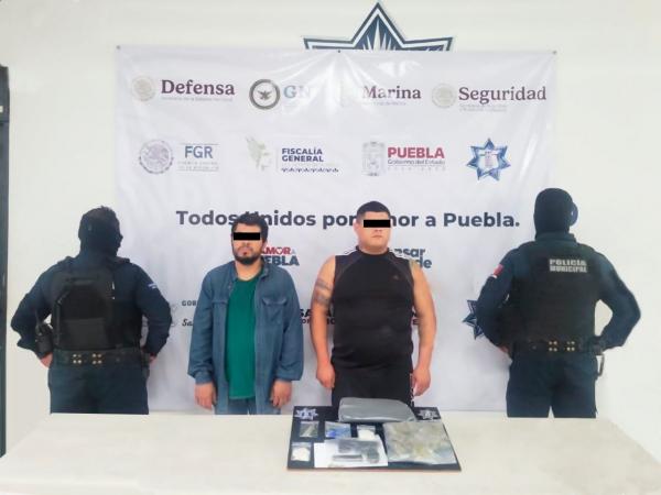Caen El Tanque y El Chino con droga y arma en calles de Tehuacán