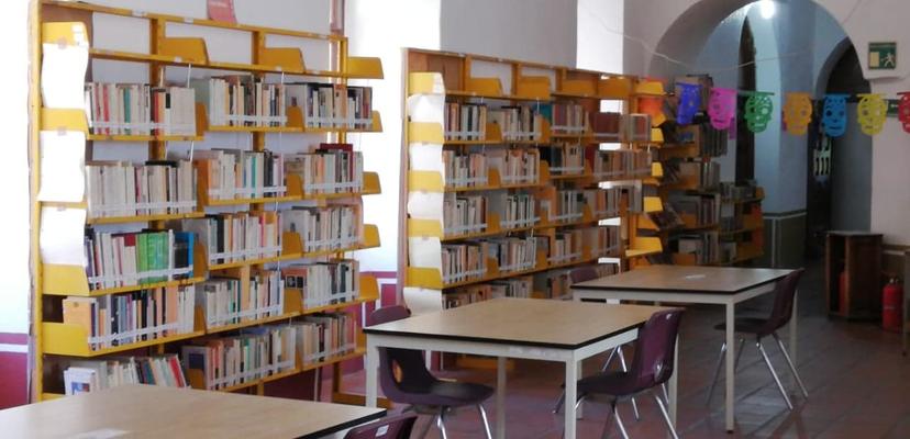 Urge trasladar biblioteca municipal de Tehuacán por daños tras sismo