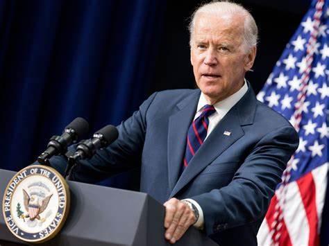 Firma Biden Ley Chips Ciencia para la producción de semiconductores 