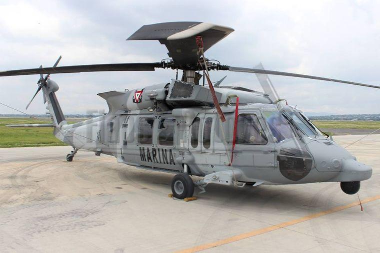 Aterriza de emergencia en Veracruz helicóptero Black Hawk de la Marina