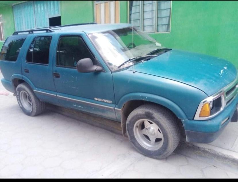 Roban camioneta mientras víctima acudió al Cessa de Tepeaca 