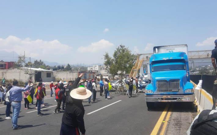 Tras seis horas de bloqueo liberan la autopista México-Puebla