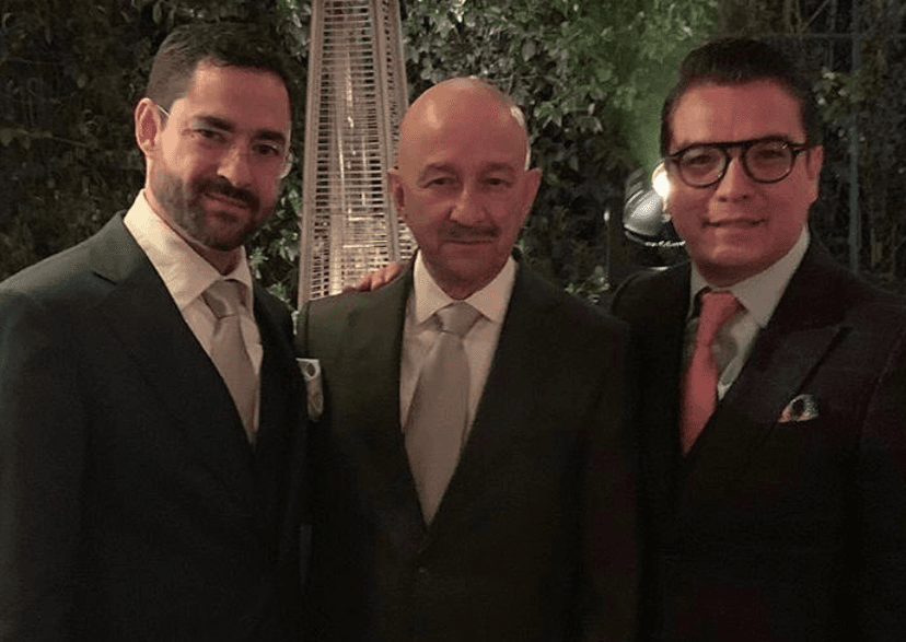 VIDEO: Captan a Carlos Salinas bailando “Como la flor”