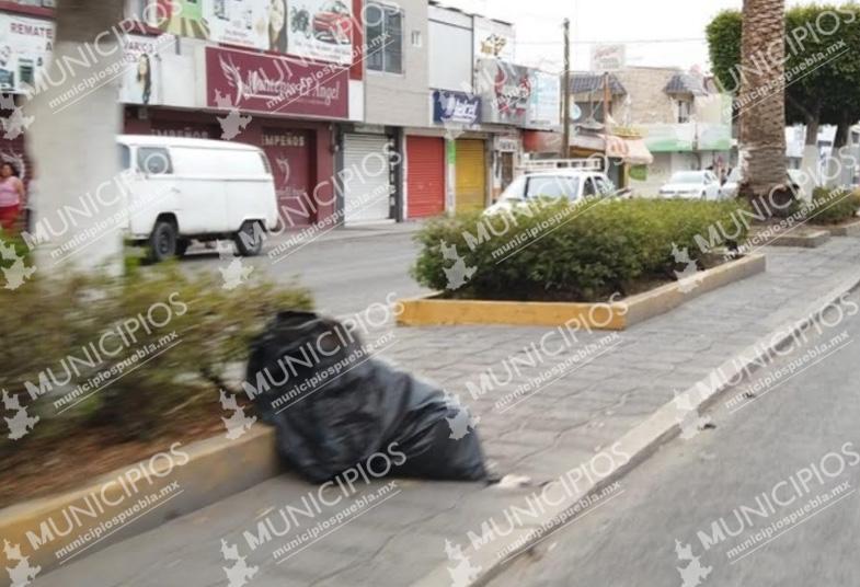 Bolsa negra con sangre moviliza a cuerpos de seguridad en Tecamachalco