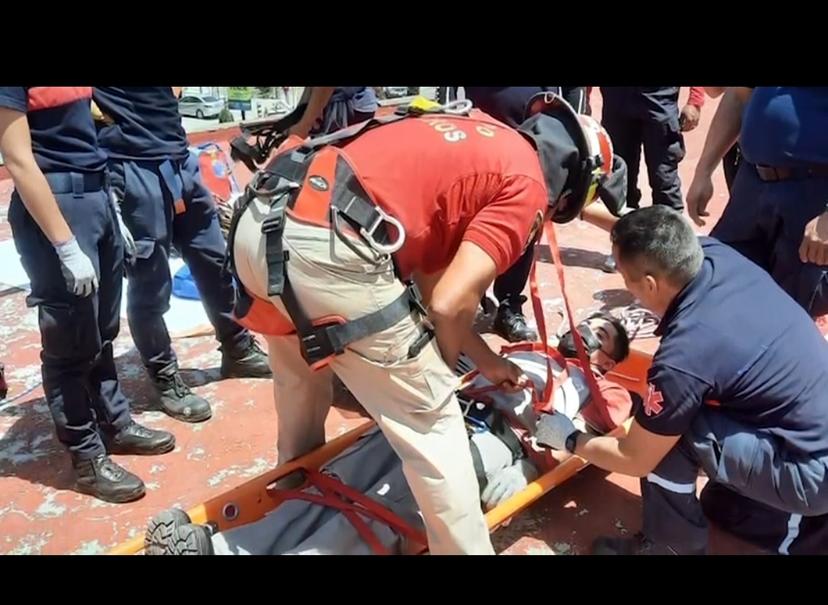 Bomberos de Texmelucan reciben capacitación en rescate de víctimas