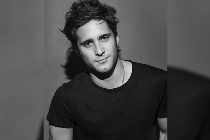 Tras polémica de acoso contra Diego Boneta, acusa hackeo