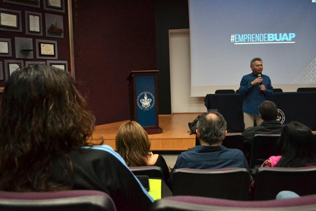 BUAP impulsa a docentes y estudiantes como emprendedores