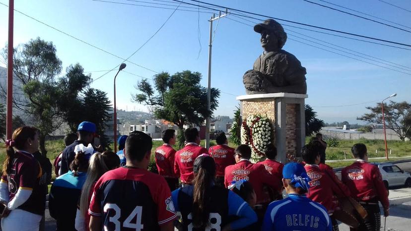 Conmemoran el natalicio del Buitre de Tecamachalco