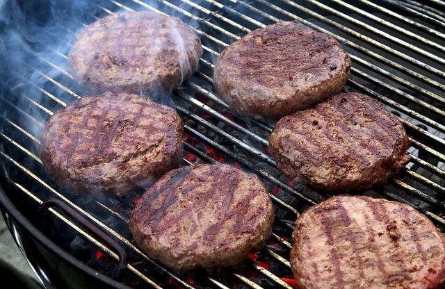 Alerta Profeco por carne de hamburguesa engañosa