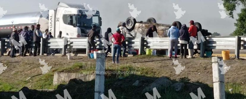 Mujer muere calcinada por accidente en la México-Puebla