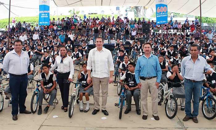 La calidad educativa, prioridad para estar a la vanguardia: RMV
