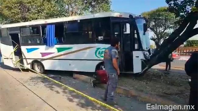 VIDEO Arranca la semana con 14 lesionados por accidente en Bulevar Norte