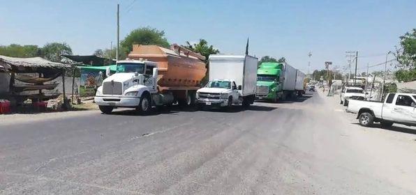 Denuncian incremento de asaltos a transportistas en carreteras de Puebla y Veracruz