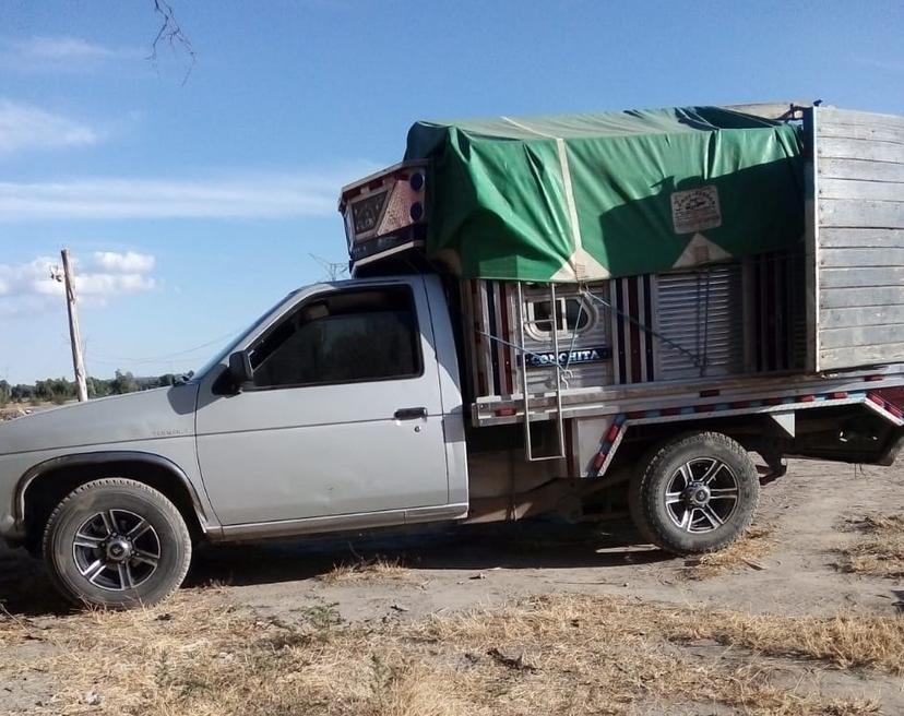 Con violencia roban camioneta en la Huixcolotla - Acatzingo