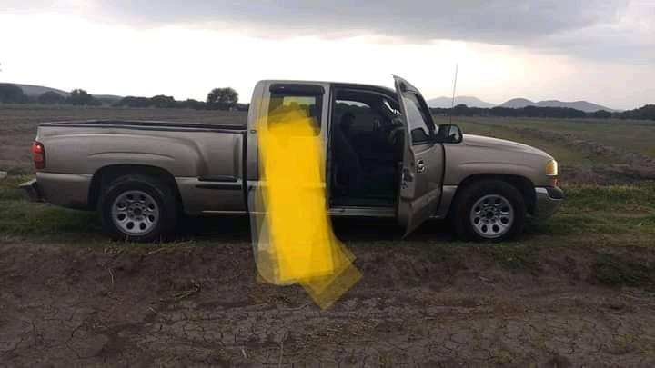 Roban camioneta a familia mientras festejaba el 10 de mayo en Tecamachalco