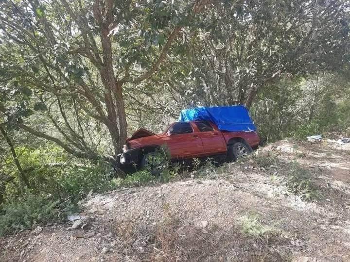 Peregrinos de Tehuacán se accidentan al regresar de Juquila 