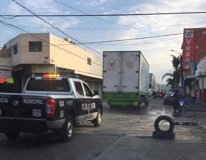 Recuperan en Texmelucan camión de harinera robado