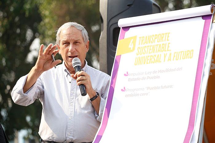 Denuncian ante la FGR a Cárdenas por defraudación