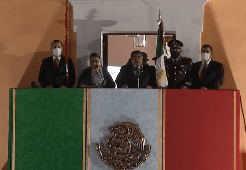 En su arenga, Barbosa reconoce a personal médico por luchar contra el Covid19 