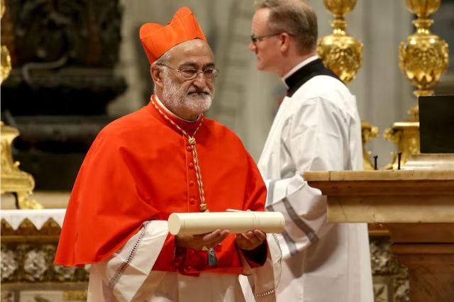 Cardenal español se descarta como Papa a días del cónclave