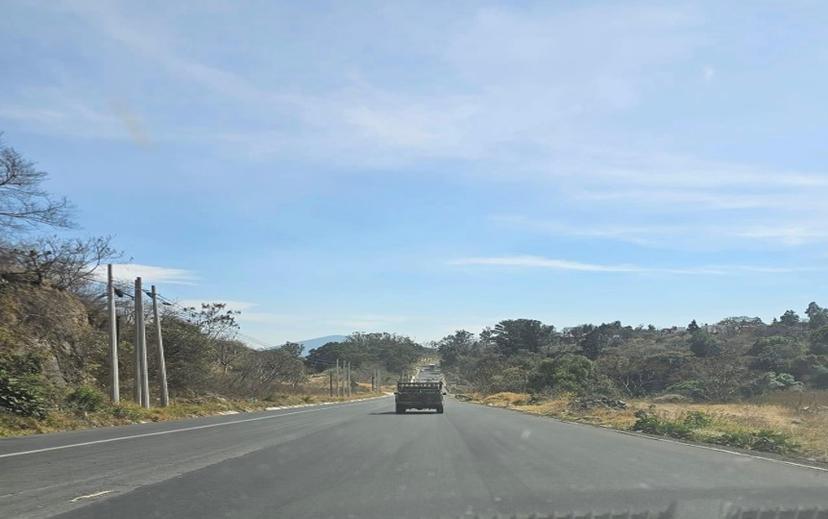 Regresa la calma a la carretera Atlixco-Puebla tras horas insufribles de tráfico