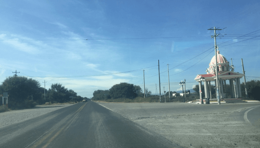 En minutos roban 3 camionetas en la Puebla-Tehuacán