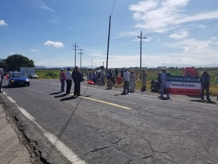 Campesinos toman caseta de Payuca del Valle Libres-Oriental