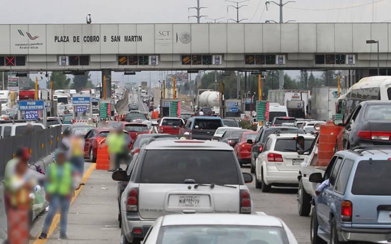 Este lunes, caos vial en casetas de Texmelucan por accidente