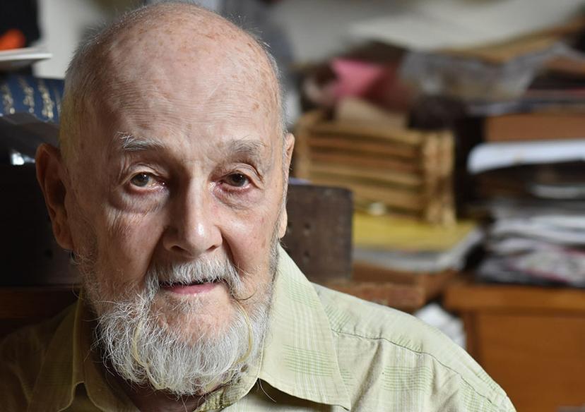 Celebran cumpleaños 91 a Cayuqui, creador del Huey Atlixcáyotl