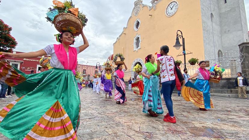 Realizan convite para el Festival del Huey Atlixcáyotl 2022